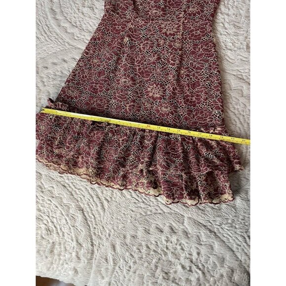 Atar'd State Women's Red and White Lace Dress Size Small - Picture 7 of 10